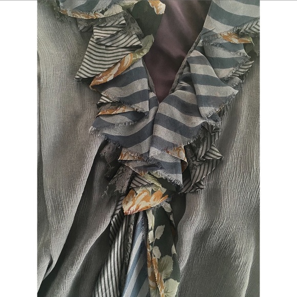 Elizabeth & James Rock ‘n’ Roll silk scarf top S - Picture 3 of 7